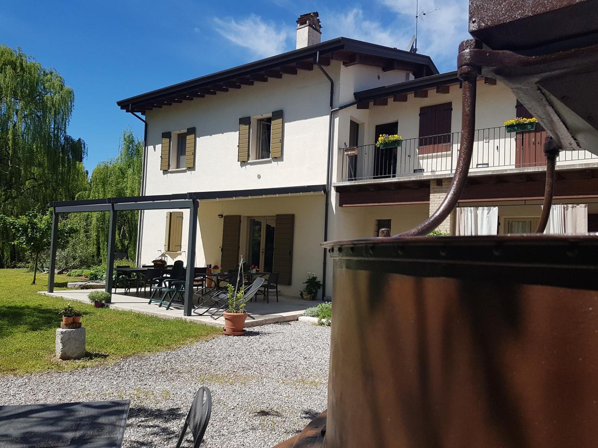 L'Isolo B&B E Case Vacanza Monzambano Εξωτερικό φωτογραφία